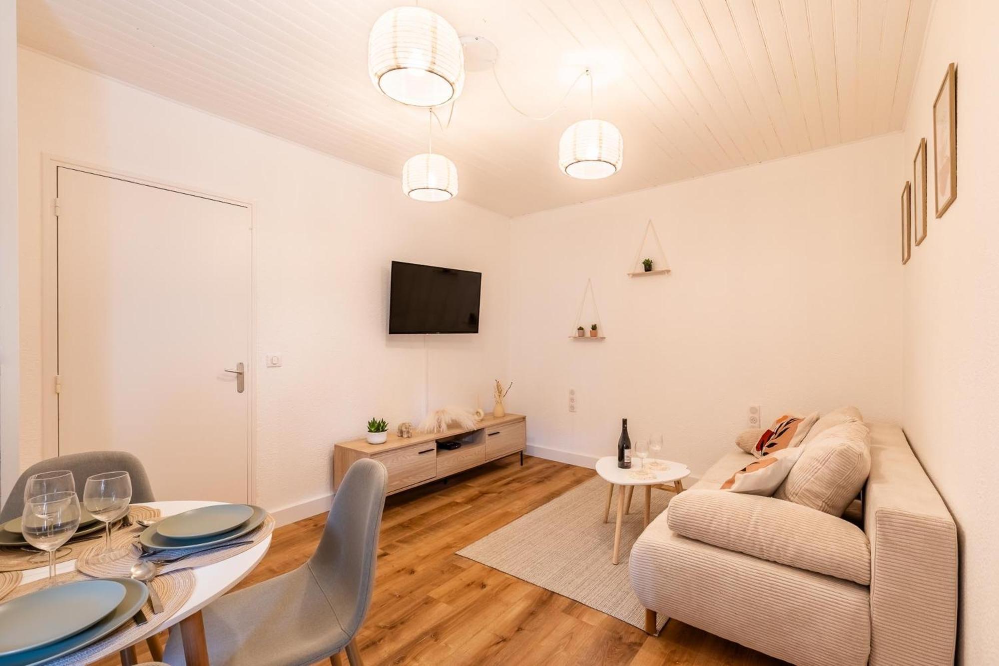 T2 Climatise Proche De Montpellier Avec Parking Public ! Apartment Saint-Georges-d'Orques Ngoại thất bức ảnh